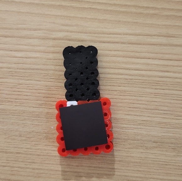 Makeup Magnet Perler Bead - Picture 7 of 11